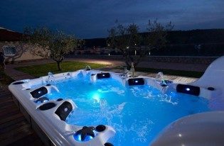 Pooler pooltak spabad återförsäljare Pooler pooltak spabad återförsäljare