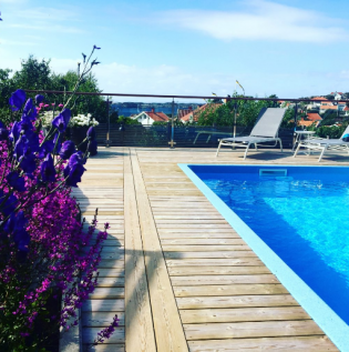 Pooler, spabad, pooltak, pooltillbehör, värmepumpar och poolservice från Spa o Bad Pooler, spabad, pooltak, pooltillbehör, värmepumpar och poolservice från Spa o Bad